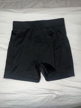 Amazon Women's Black High-Rise Bike Shorts with Side Pockets